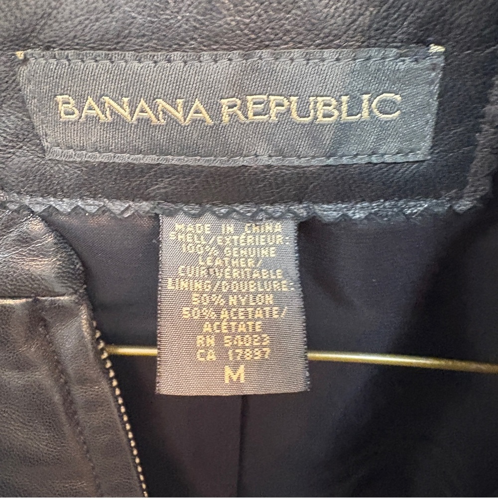 Banana Republic Black Leather Bomber Jacket - Picture 3 of 10